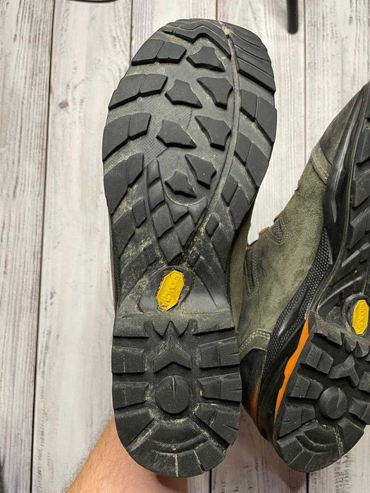 Трекинговые ботинки Lowa Khumbu 2 Gore-Tex