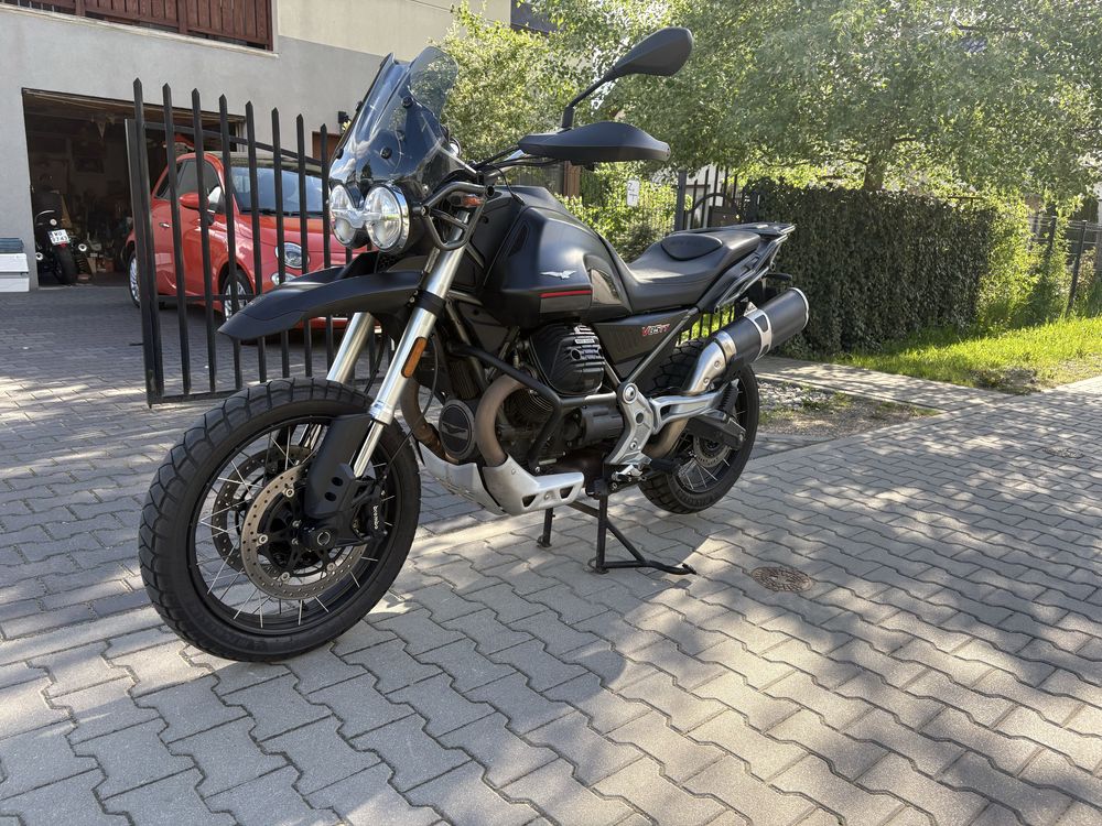 Moto Guzzi V85TT rocznicowy Nero Etna GWARANCJA do 10/2025 ZAMIANA