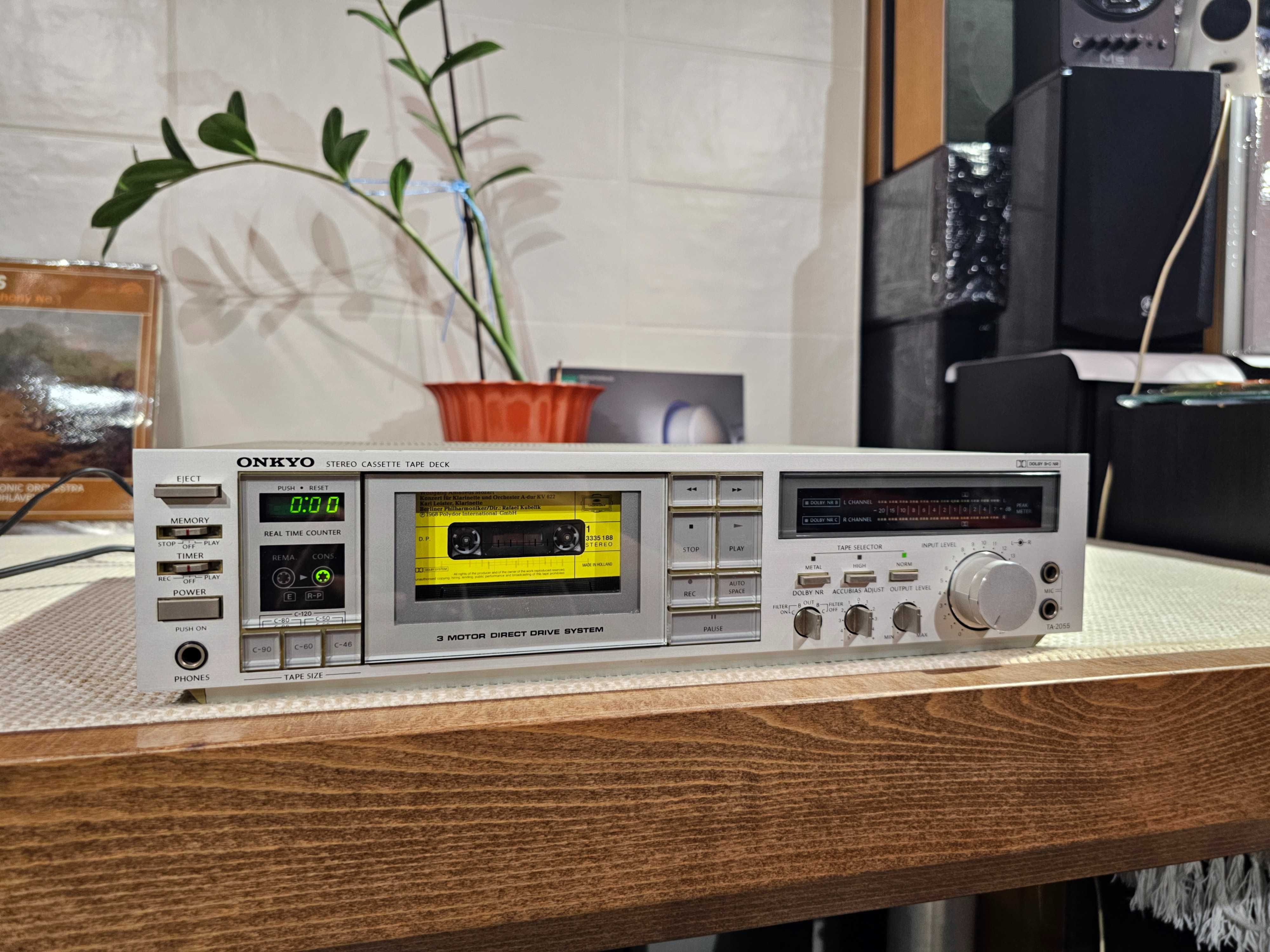 Касетна дека Onkyo TA-2055