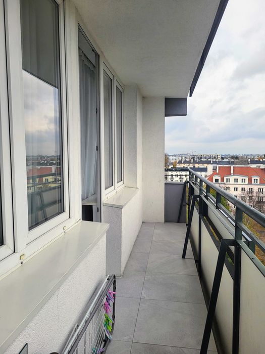 Wynajmę 3-pokojowe mieszkanie z dobrą komunikacją, na skraju parku