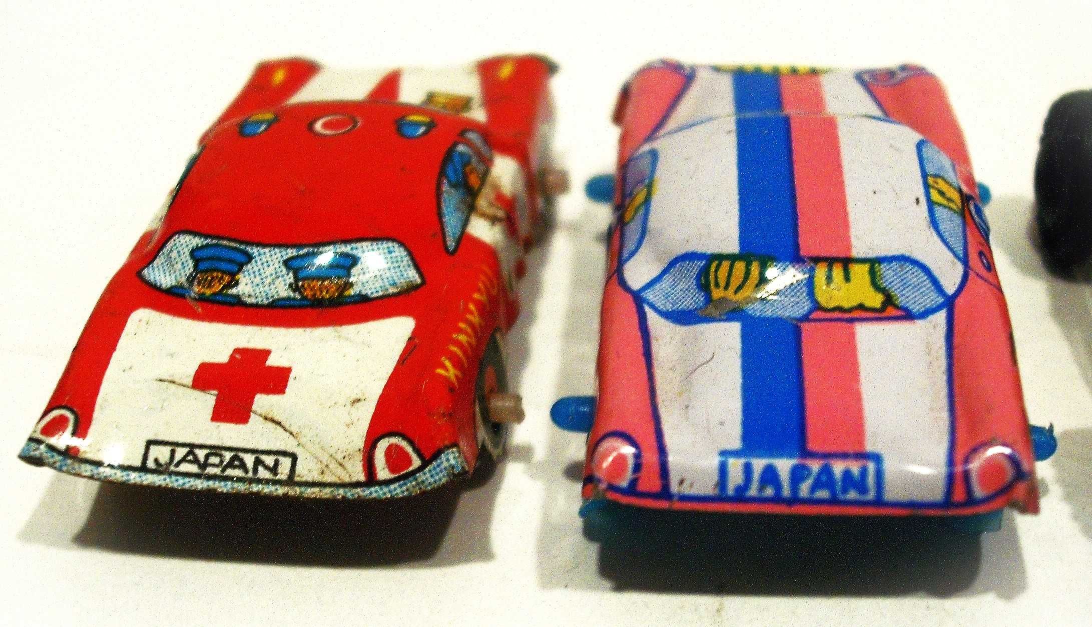 5 Carros em chapa Japoneses antigos