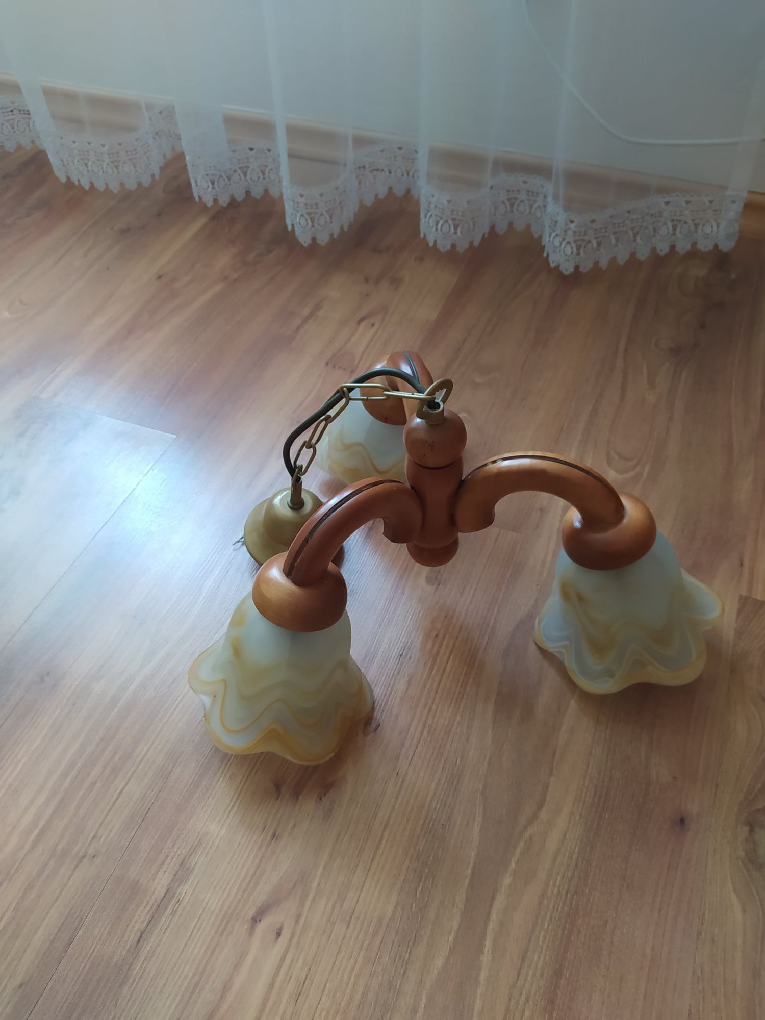 Lampa sufitowa 3 ramiona klosz kwiat żyrandol z żarówkami