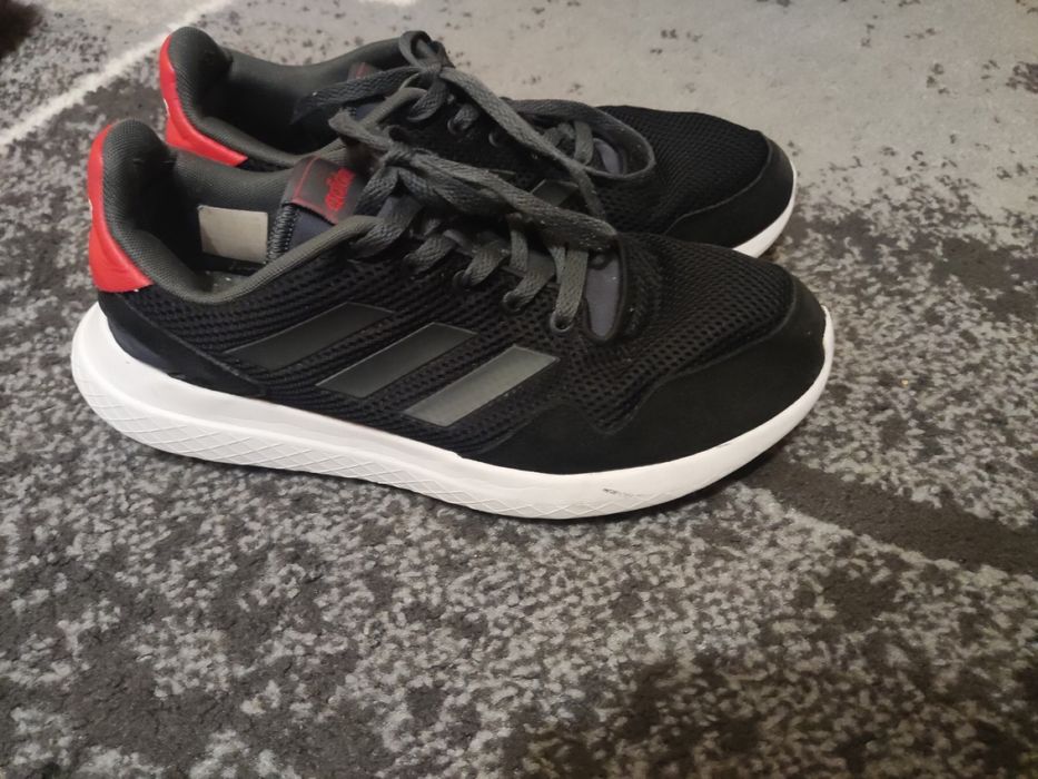 Кросівки адідас