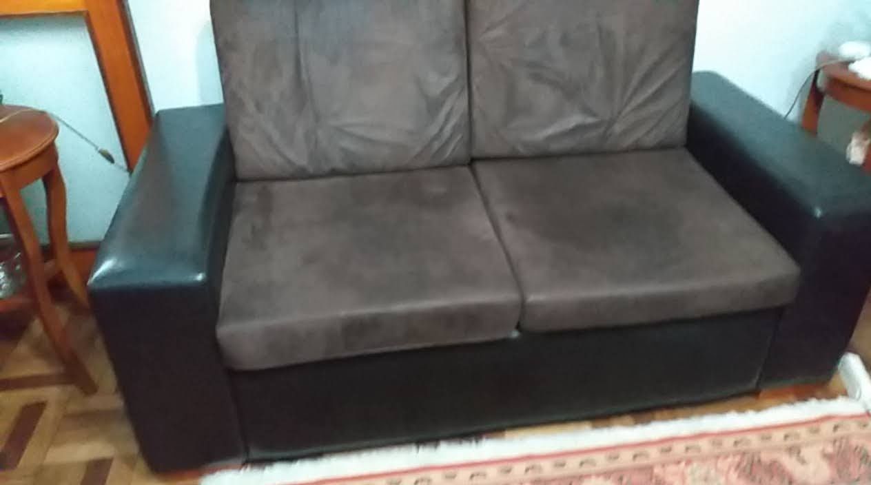 Vendo sofá dois lugares