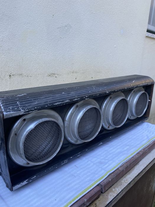 Blinder 230v com lampadas novas.