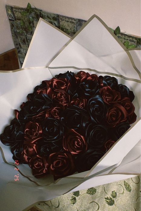 Букет з атласних стрічок