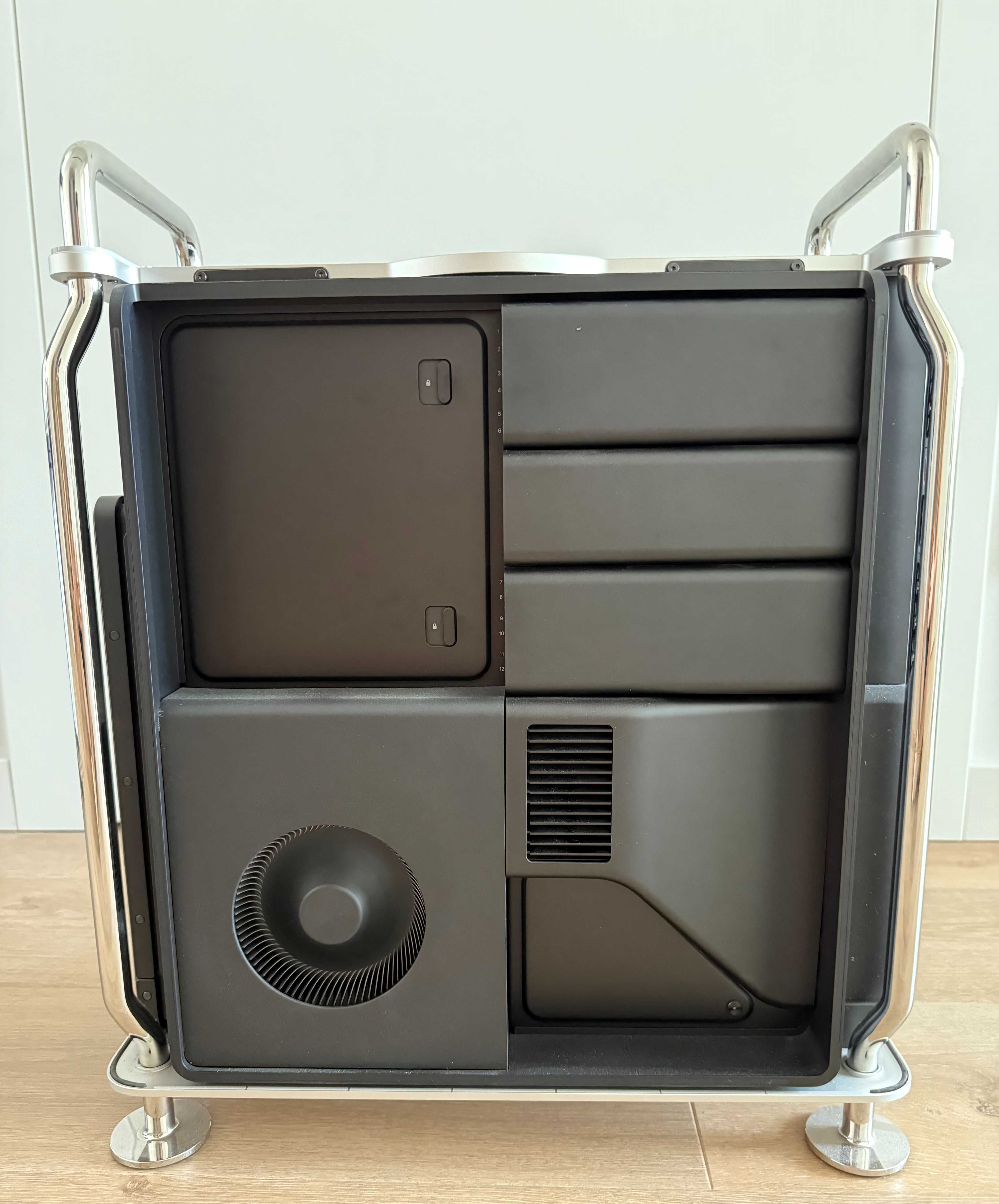 Mac Pro 2019 96GB RAM 6TB