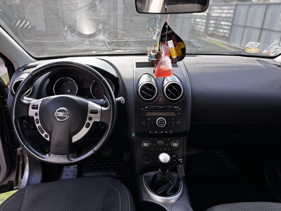 Продам Nissan Qashqai