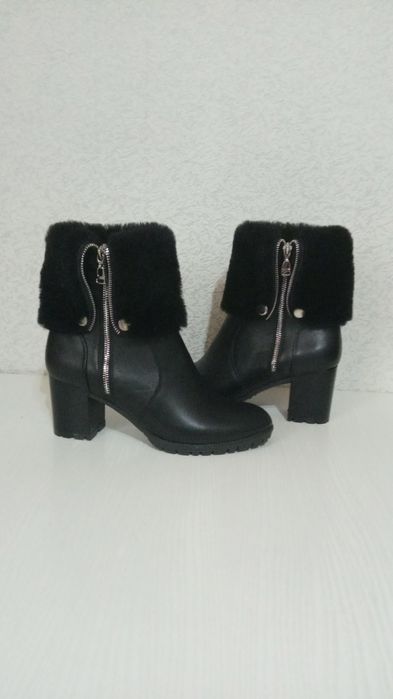 Терміново розпродаж ! Чобітки,ботинки 2 в 1) 40,41