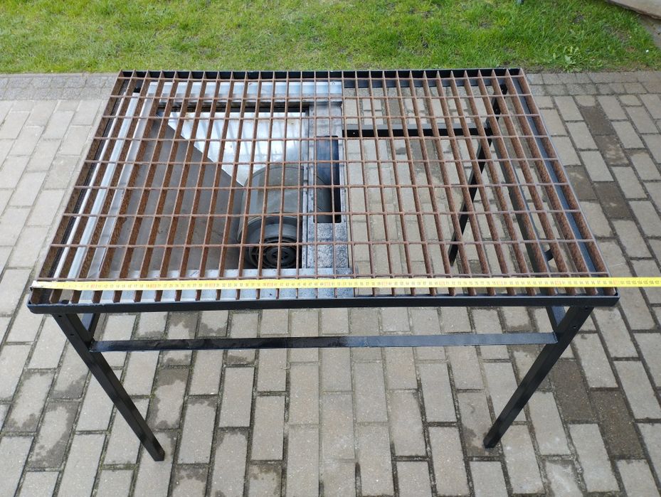 Stół spawalniczy z wyciągiem 100x70