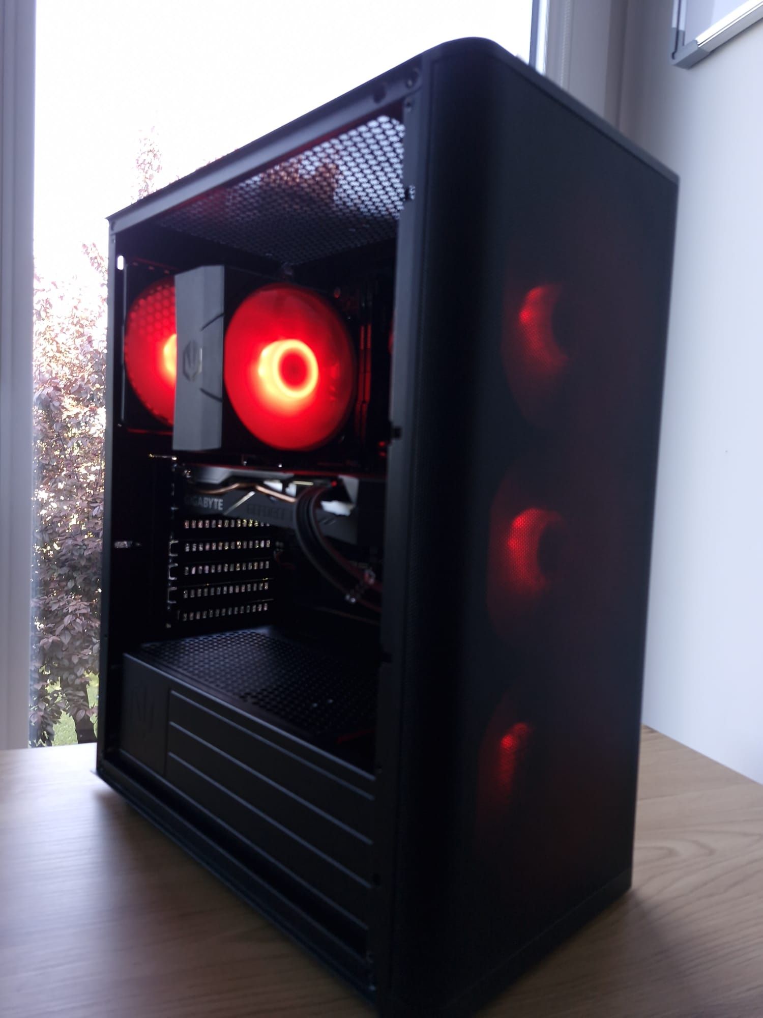 Komputer Gamingowy RTX/i5/SSD 512gb/16gb ram