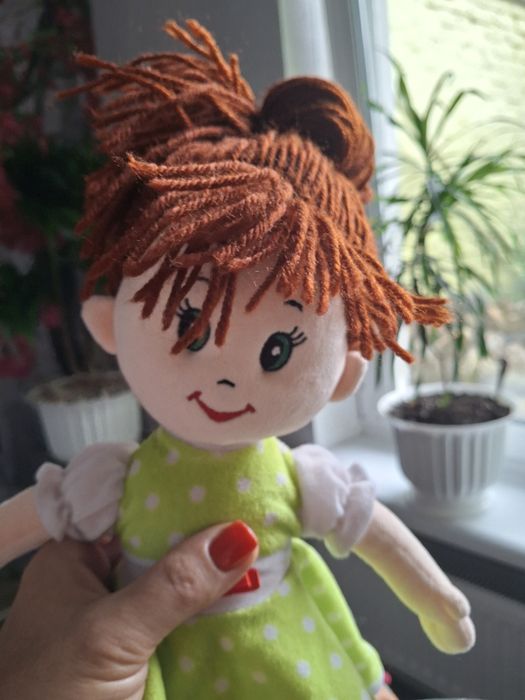 Продам  две куклы.