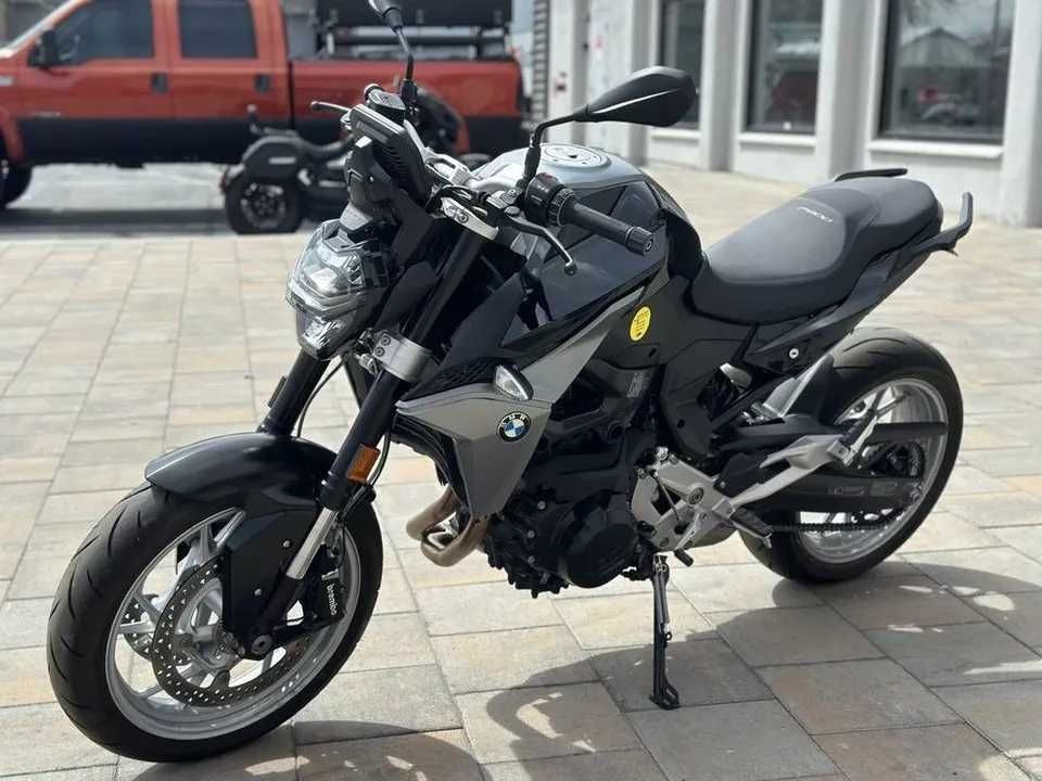 2020 BMW F 900 R Black Storm Metallic