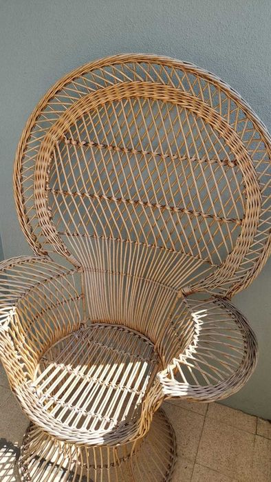 Cadeirão/Poltrona Rattan - estilo pavão