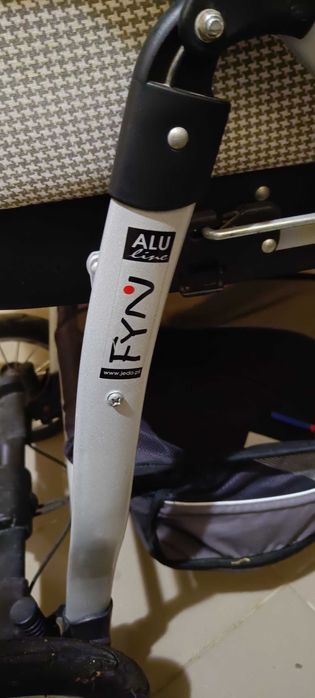 Каляска дитячий візочок