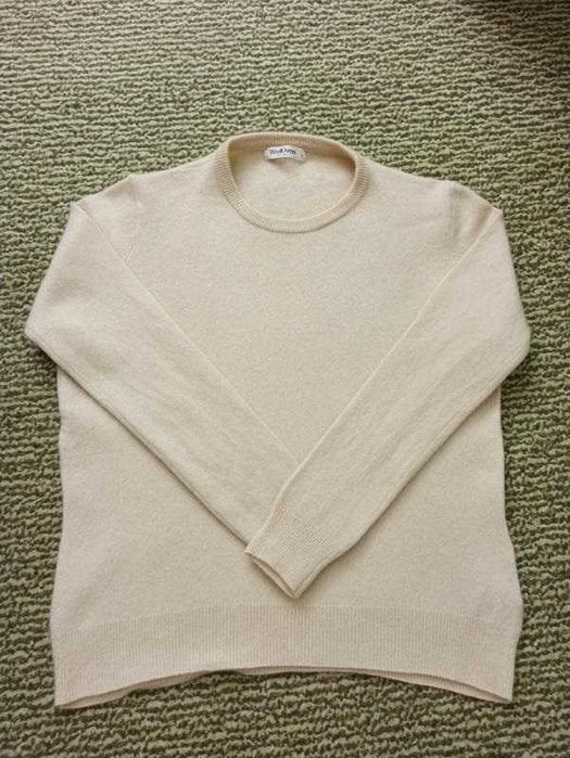 Джемпер британського бренду WoolOvers з вовни та  кашеміру.