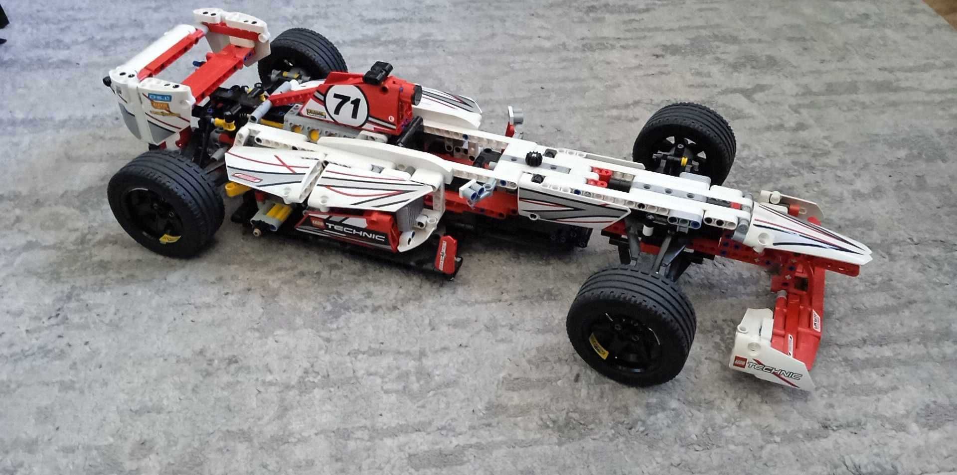 Zestaw LEGO TECHNIC Grand Prix Racer