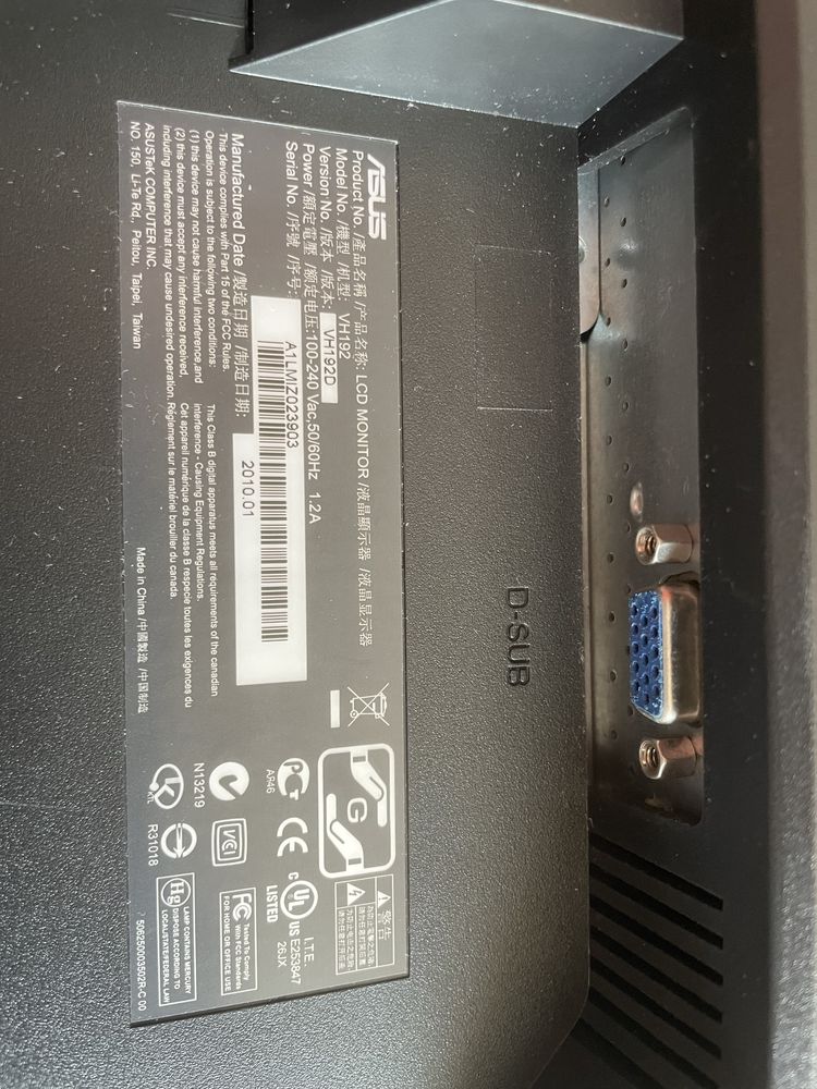 Монітор Asus 19 дюймів в робочому стані