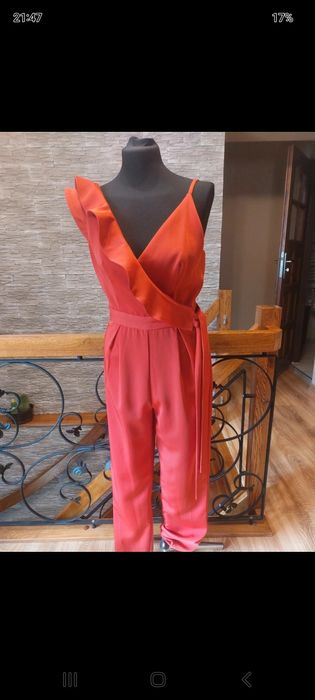 Czerwony kombinezon xs/s