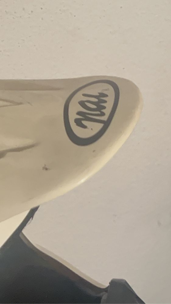 capacete branco nau