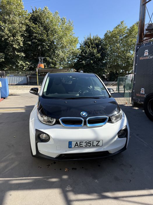 BMW i3 60ah 2015 em boas condições gerais