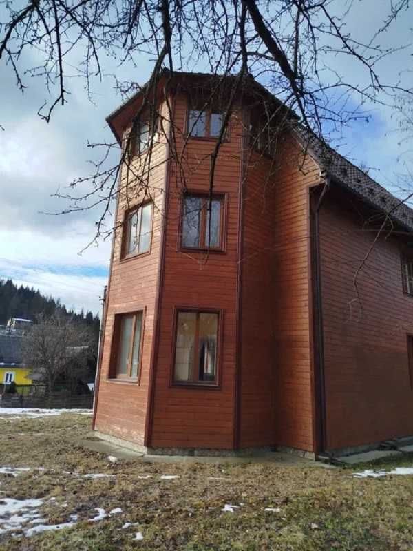 ПРОДАЄТЬСЯ будинок в Карпатах, Чернівецька область, смт Путила.