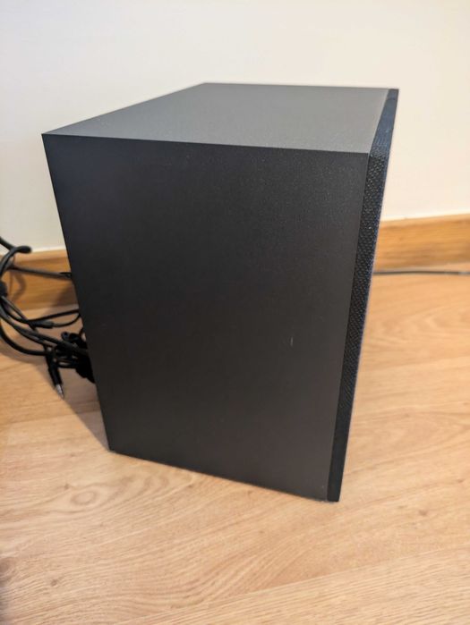 Colunas Logitech Z533
