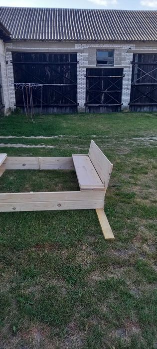 Piaskownica zamykana