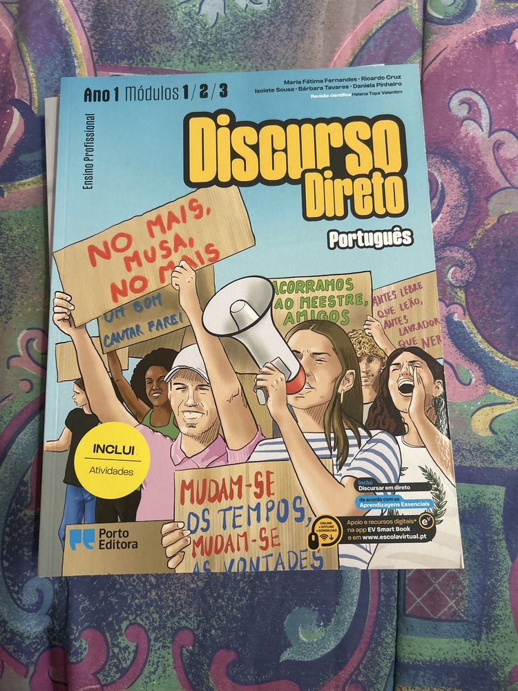 Manuais 10 ano de Ingles /Portugues /Fisica e Quimica e dois de matema