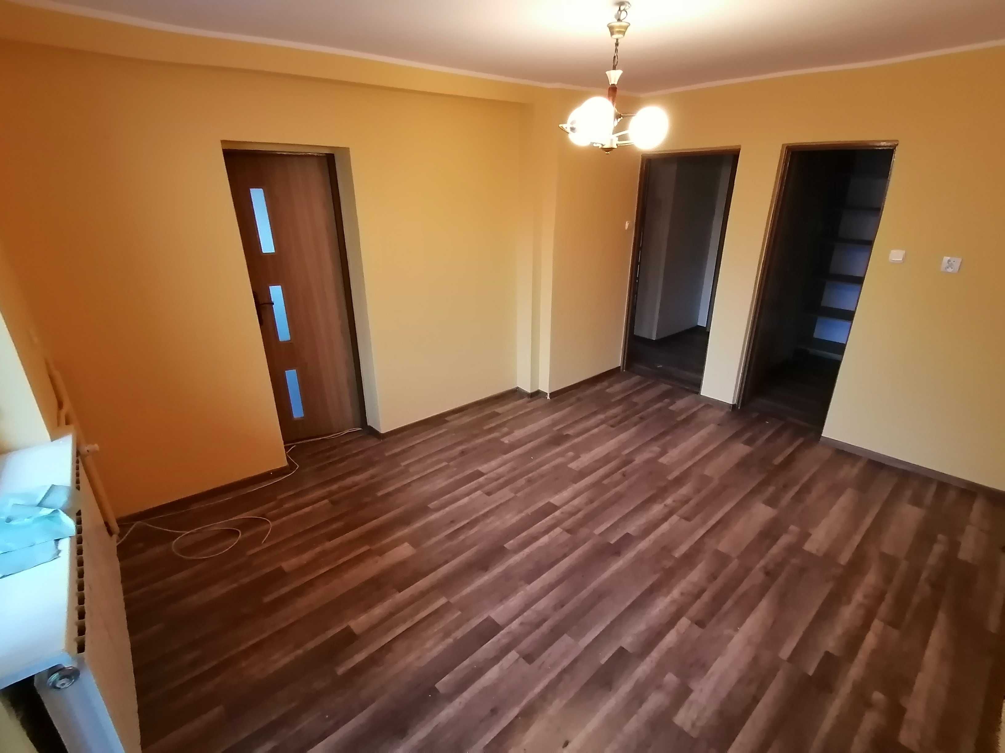 Mieszkanie z balkonem do wynajęcia w domu wolnostojącym