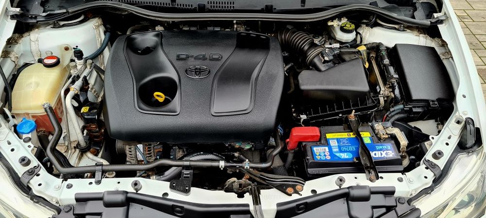 Bardzo zadbana Polski Salon Toyota Auris Kombi 1.4 D4d Touring Sports