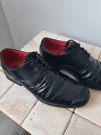 Buty eleganckie r. 36 komunia