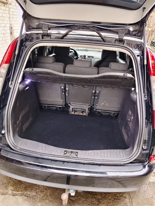 Форд фокус Ц Макс