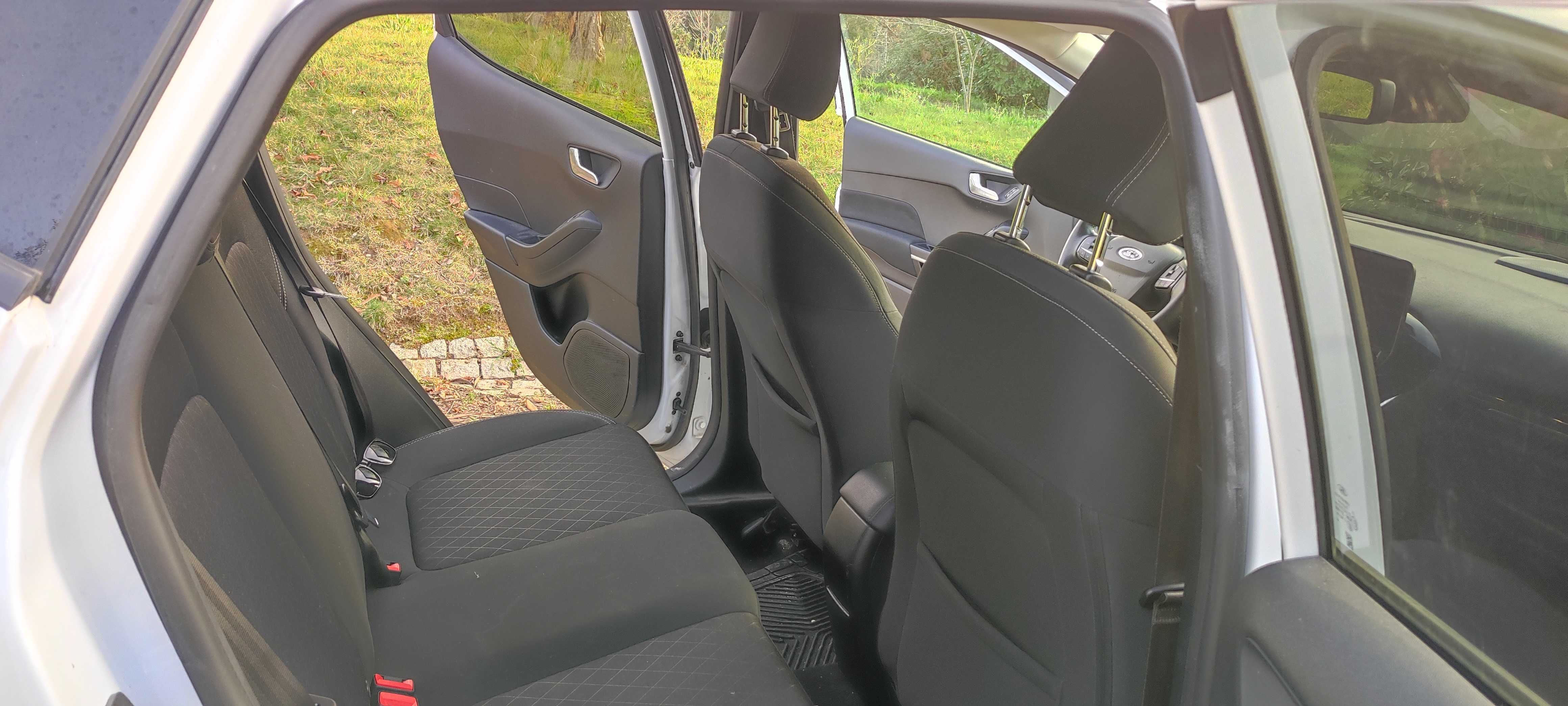 Ford Fiesta Active + 1.0 Ecoboost