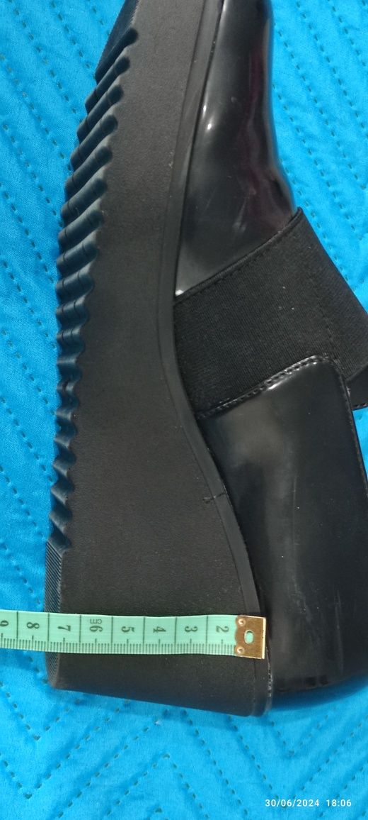 Sapatos inverno cunha