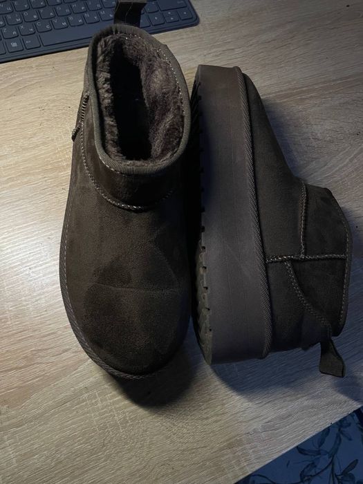 Продам уги на высокой подошве