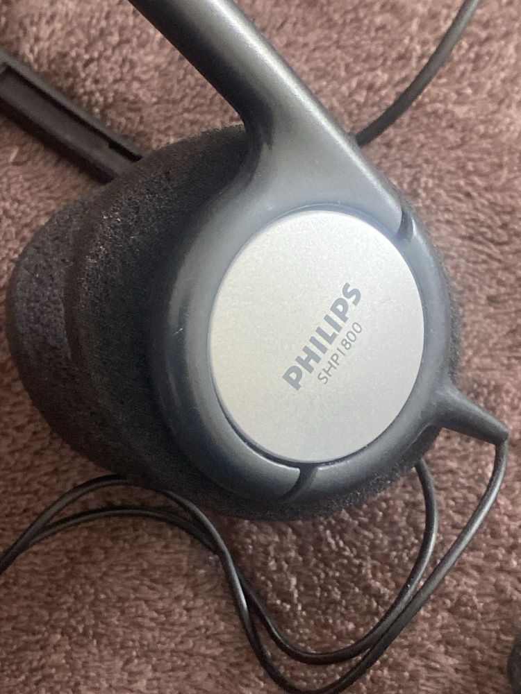 Przewodowe słuchawki telewizyjne SHP1800 Philips przewód 6m