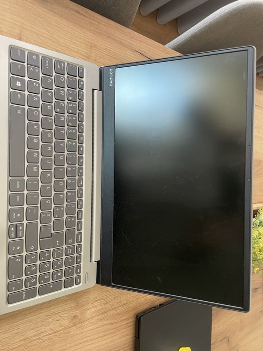 Computador Portátil Lenovo Ideapad 330S - 15ARR - para peças/arranjo