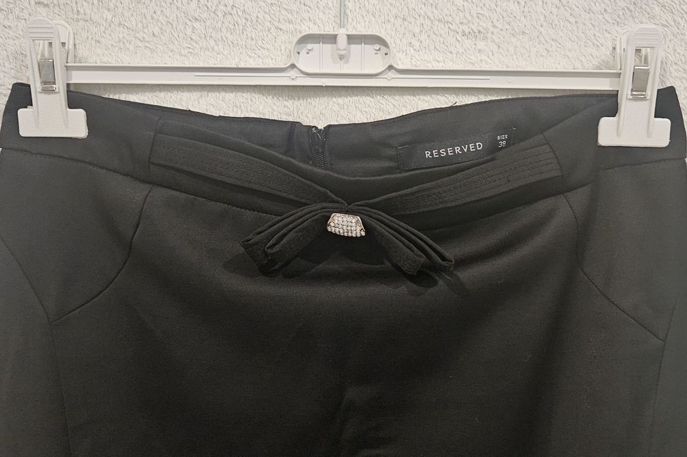 Spódnica firmy Reserwed.