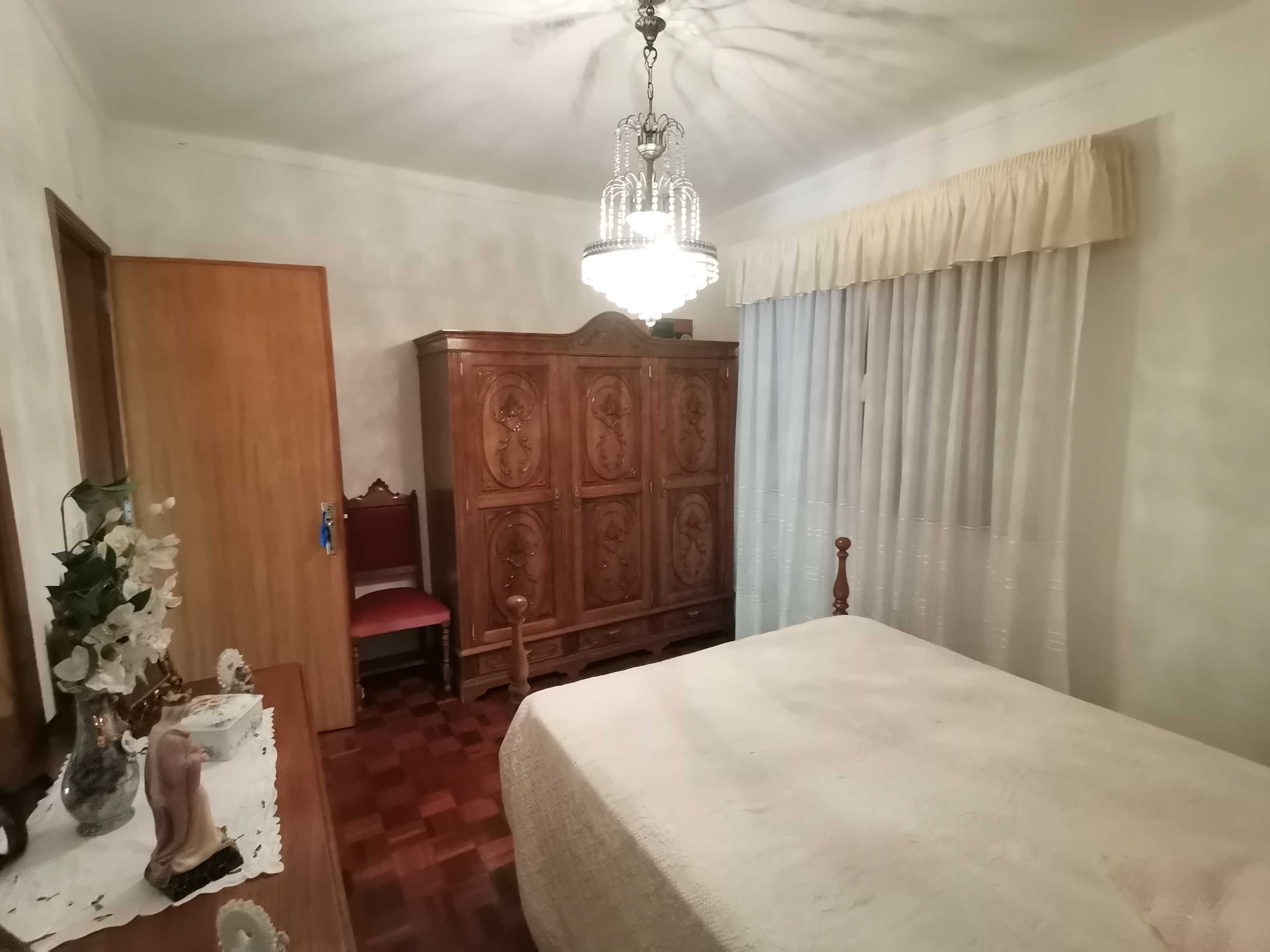 Moradia Isolada com Terreno em Moinhos, Miranda do Corvo