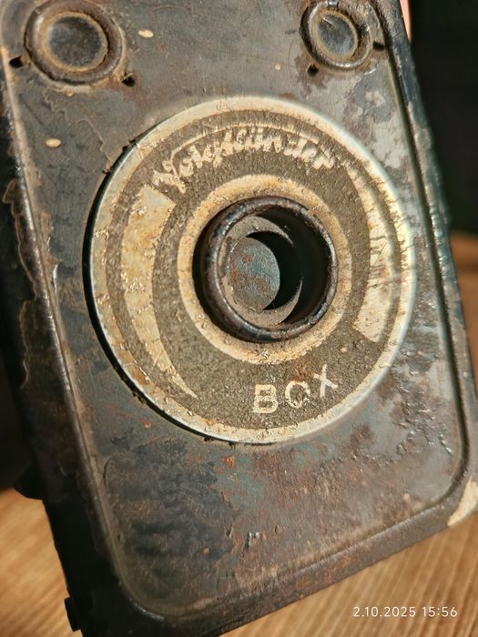 Zabytkowy aparat pudełkowy Voigtlander
