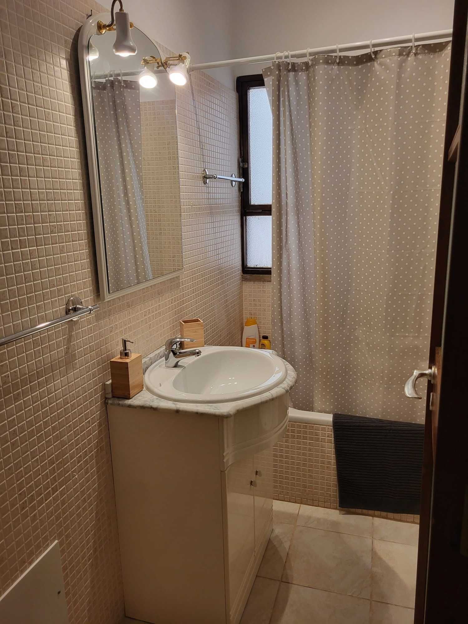 Apartamento para férias junto á praia, Quarteira - T4 (8 pax)