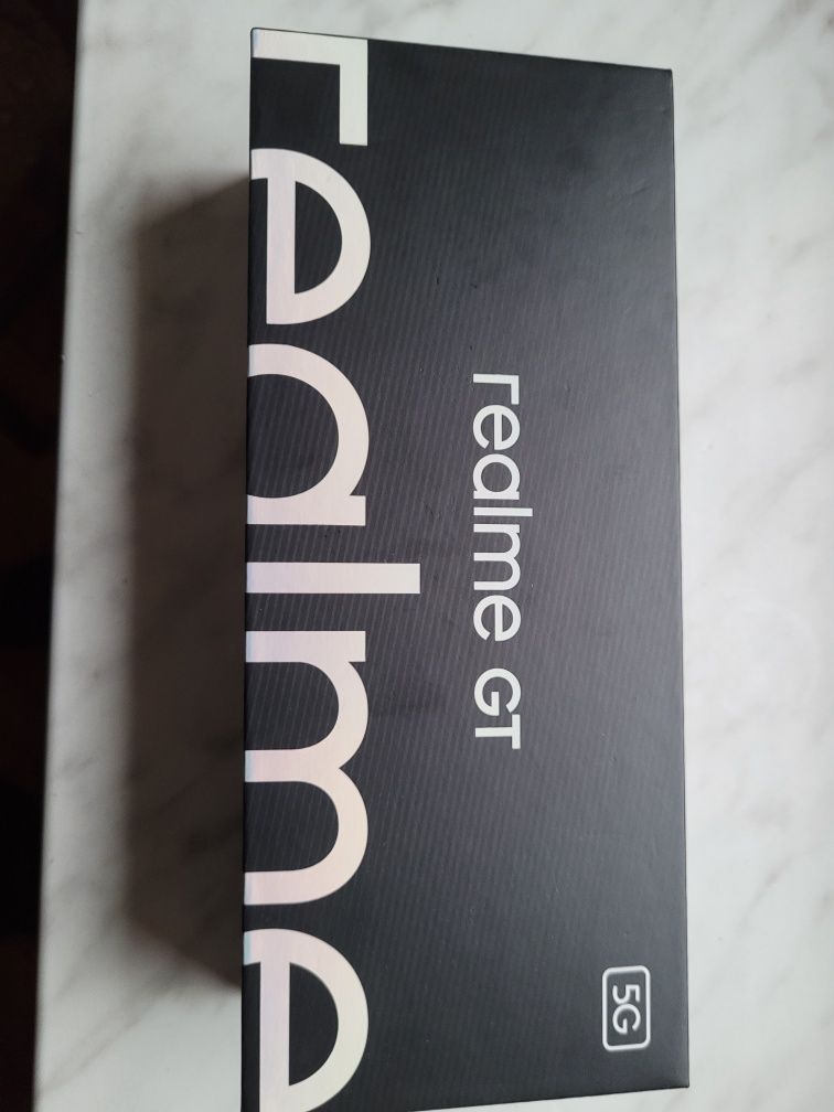 Realme GT 12/256 GB Racing Yellow.