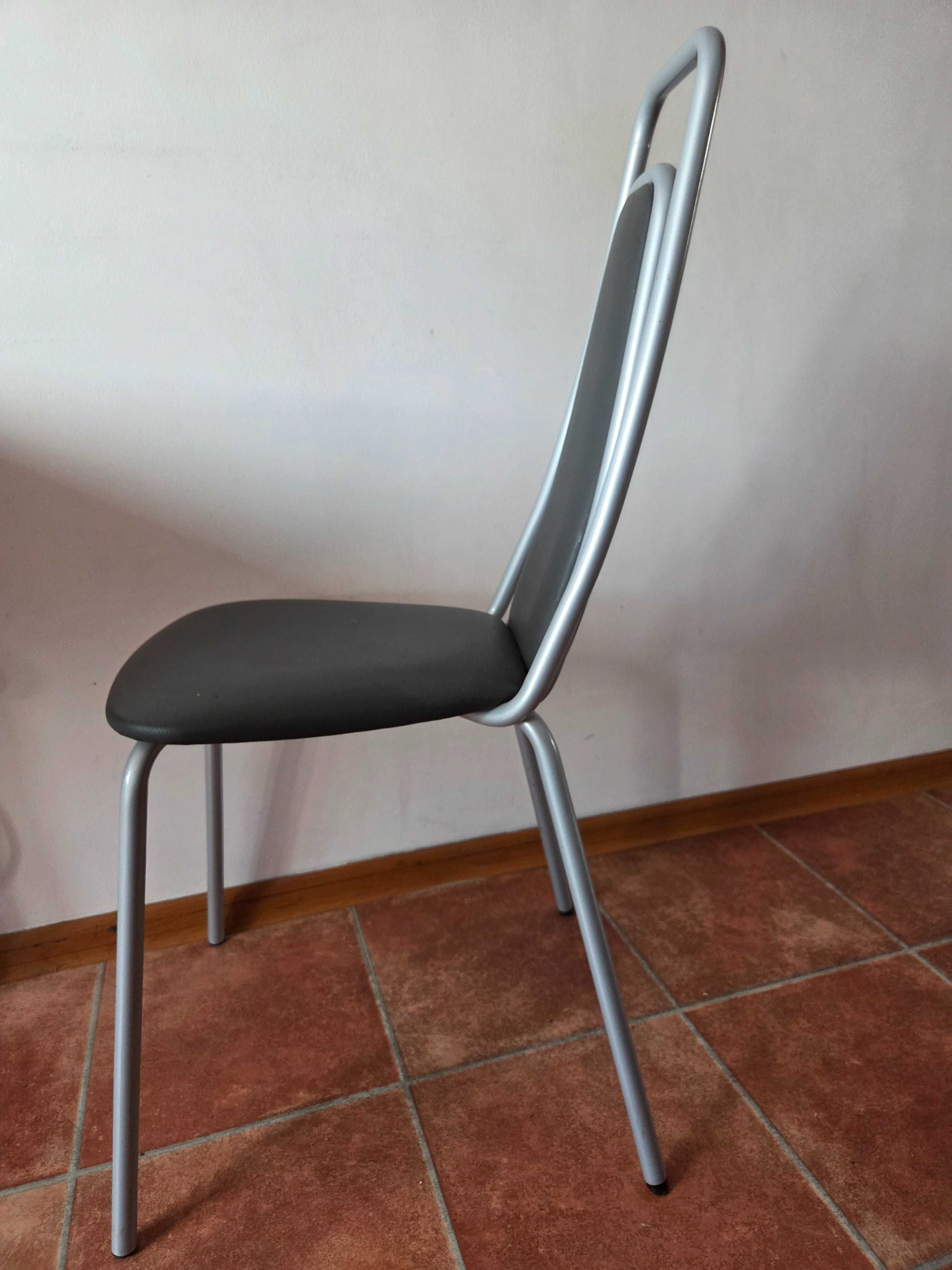 Stół kuchenny rozkladany
