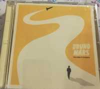 Bruno Mars, CD płyta.