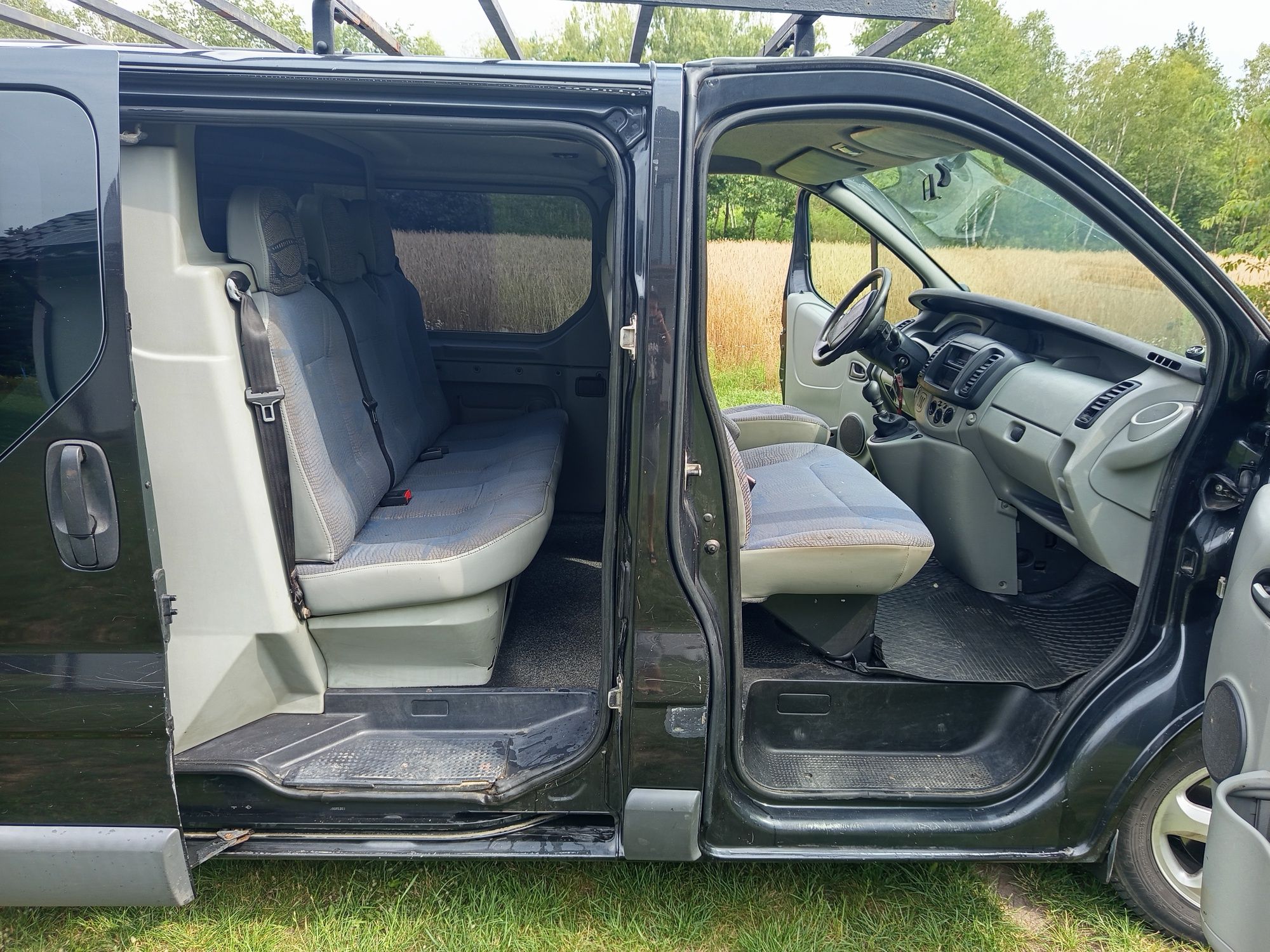 Renault Trafic 1.9 dCi 101km 6 osób