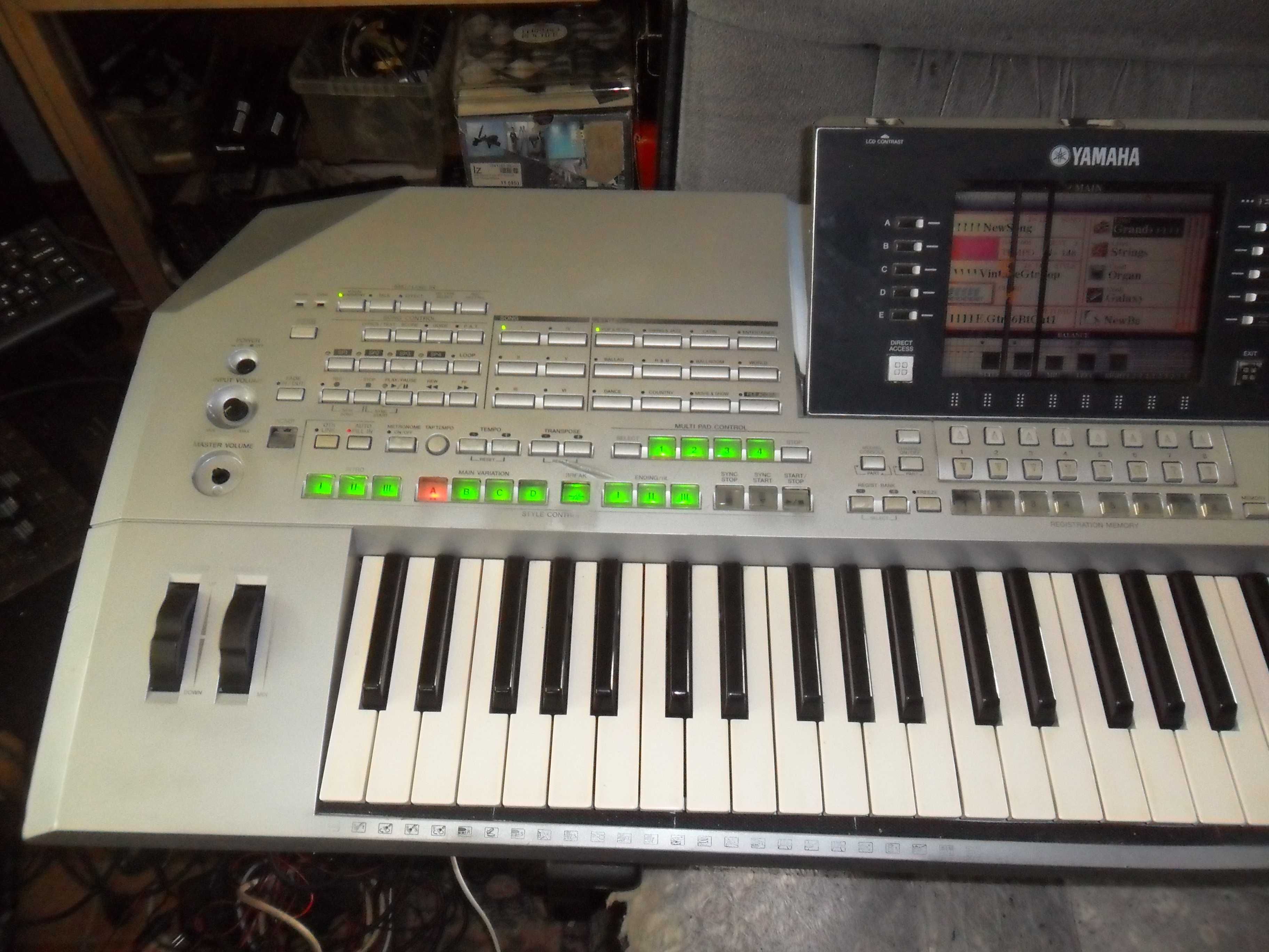 yamaha tyros2 (ler anunçio com atençao)