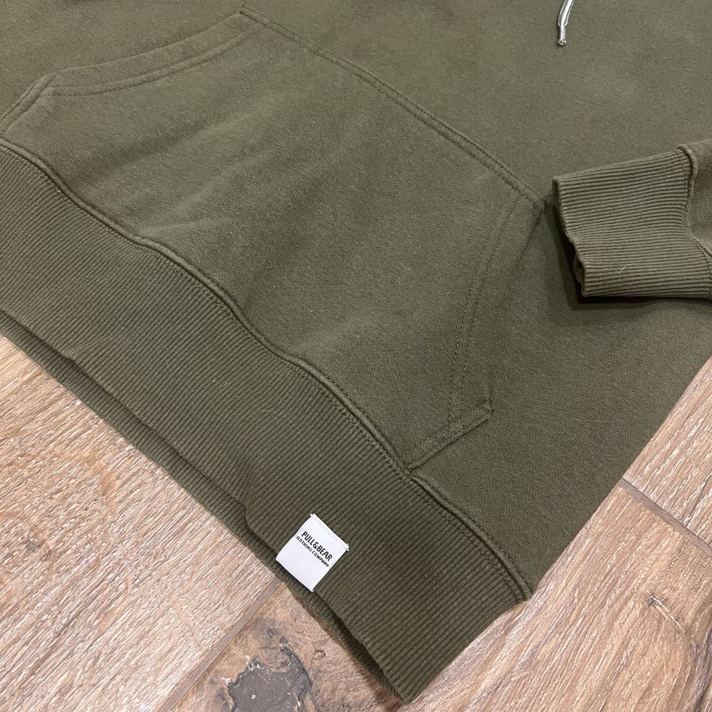 męska bluza z kapturem pull&bear khaki biały XXS