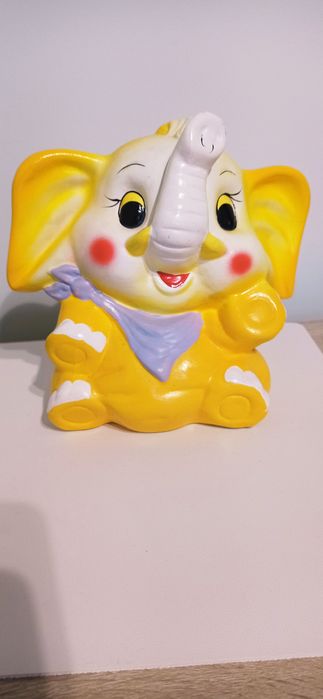 Skarbonka żółty słoń.