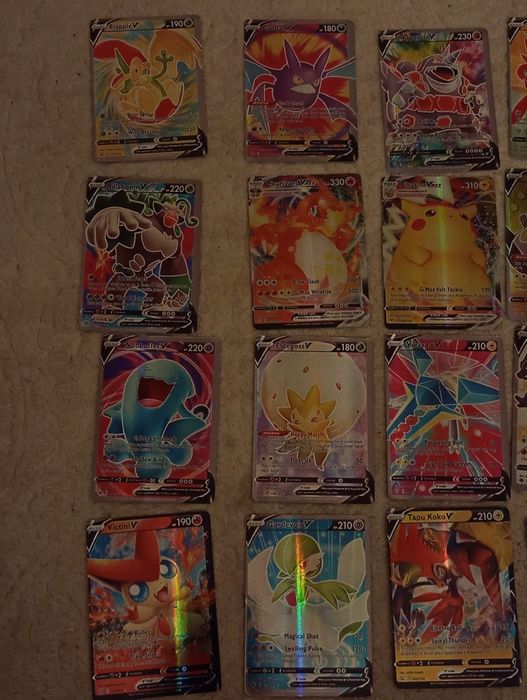 30 świecących kart pokemon